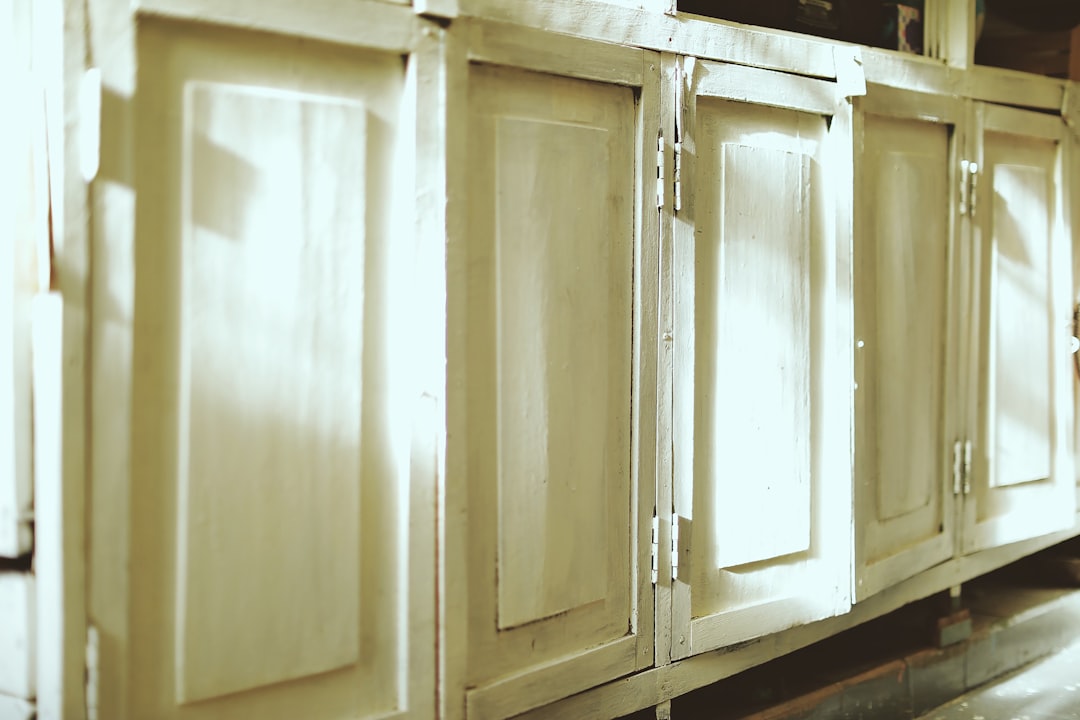 Dovetailed drawer box and plywood cabinet construction in Yakima, WA